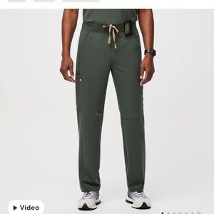 FIGS Axim Cargo Scrub Pants Mens XL green